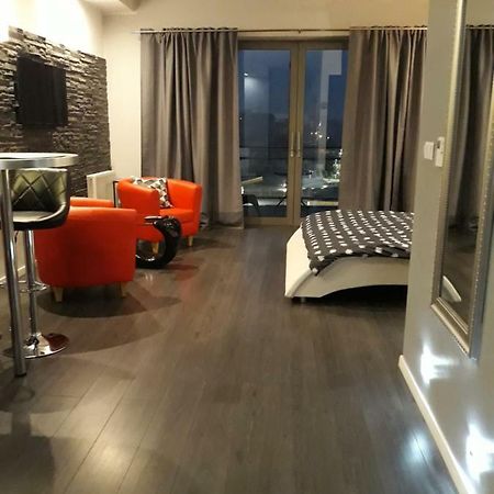 Apartament Onyx Poznań Extérieur photo